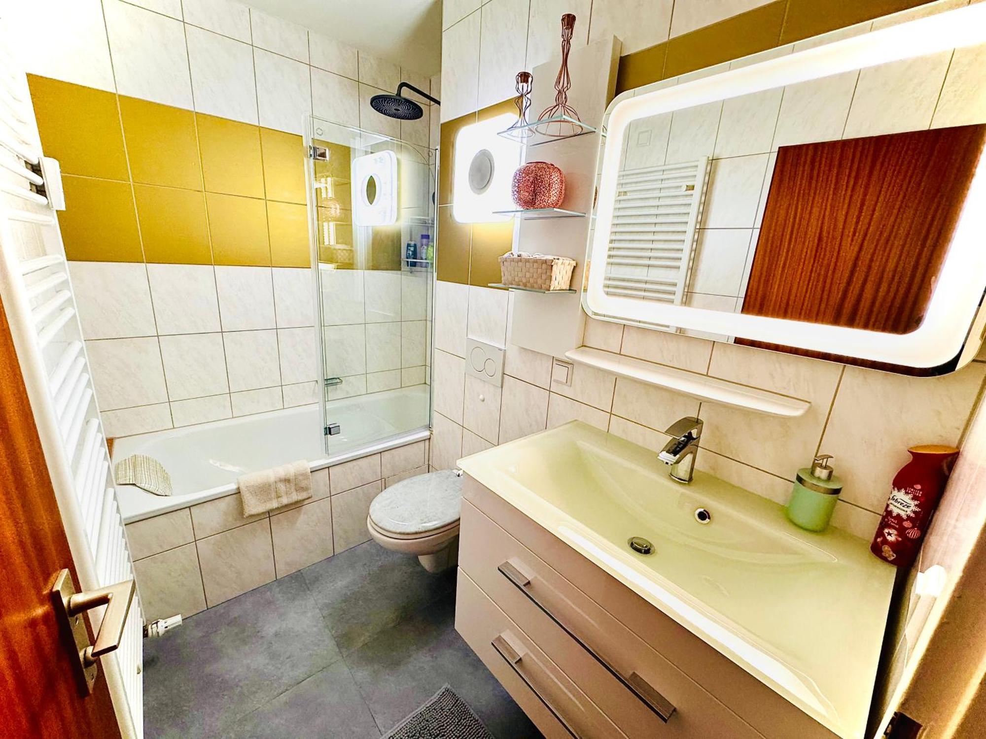 Sunset View Apartment With Logia เอทท์ลิงเงน ภายนอก รูปภาพ